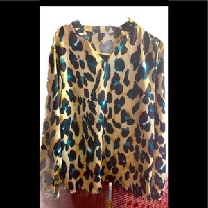 SEXY ANIMAL PRINT BLOUSE